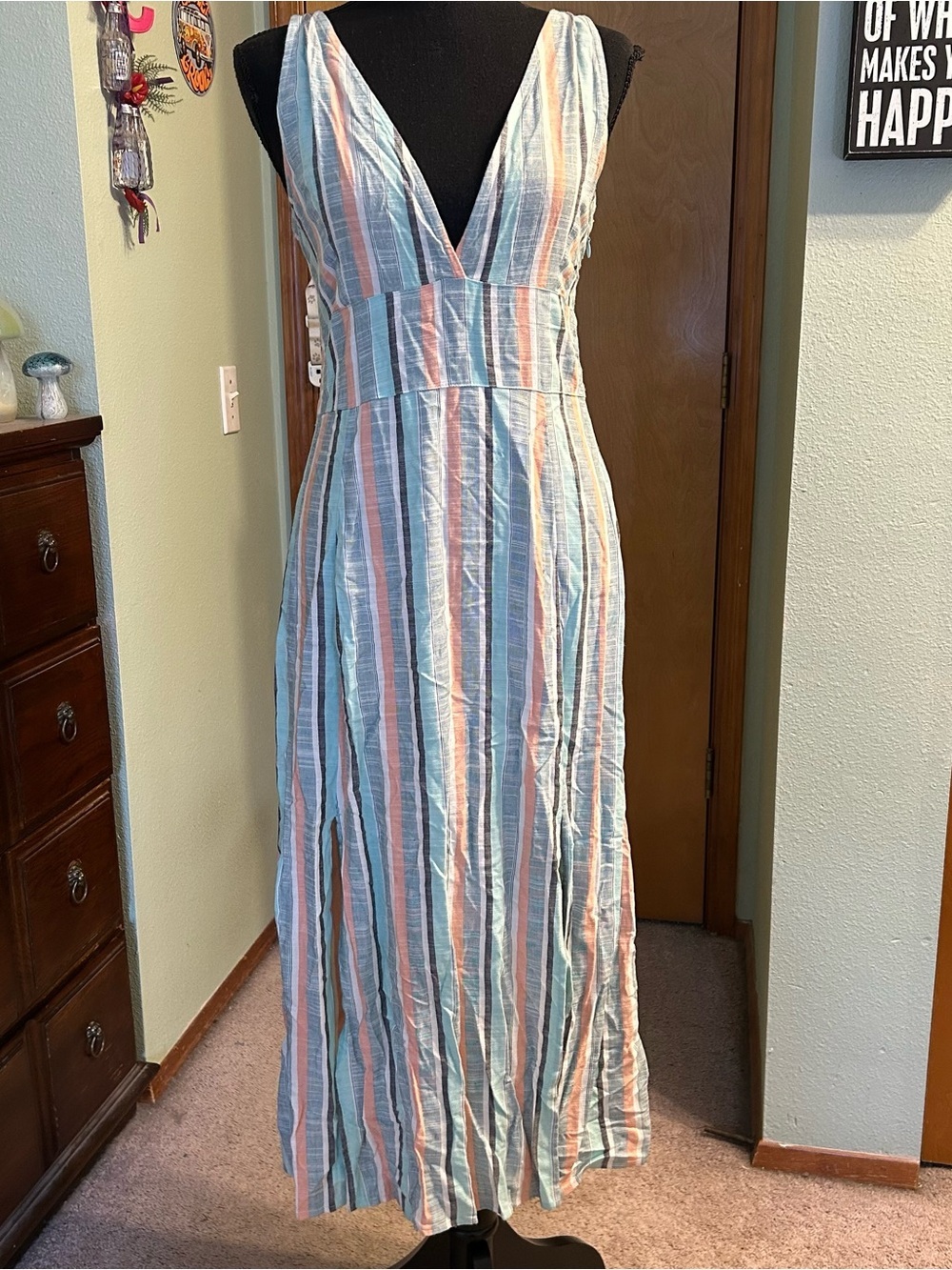 Roxy blue pink white striped sleeveless dress two front slits smocked back M